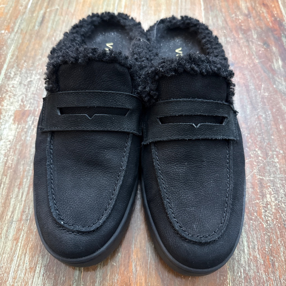 Vionic Black Faux Fur Mule Clogs Women's Size 9
